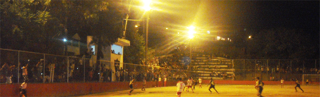 http://www.futebolbh.com.br/fotos/fbh_ci51incxfelic.jpg