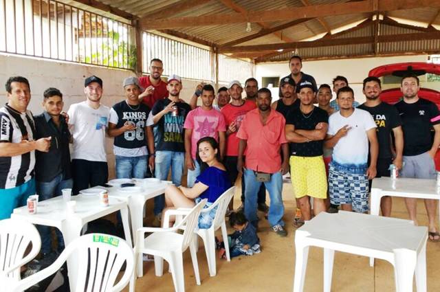 http://nabatidadoesporte.com.br/wp-content/uploads/2017/05/CalaBoca10anos2-1024x680.jpeg