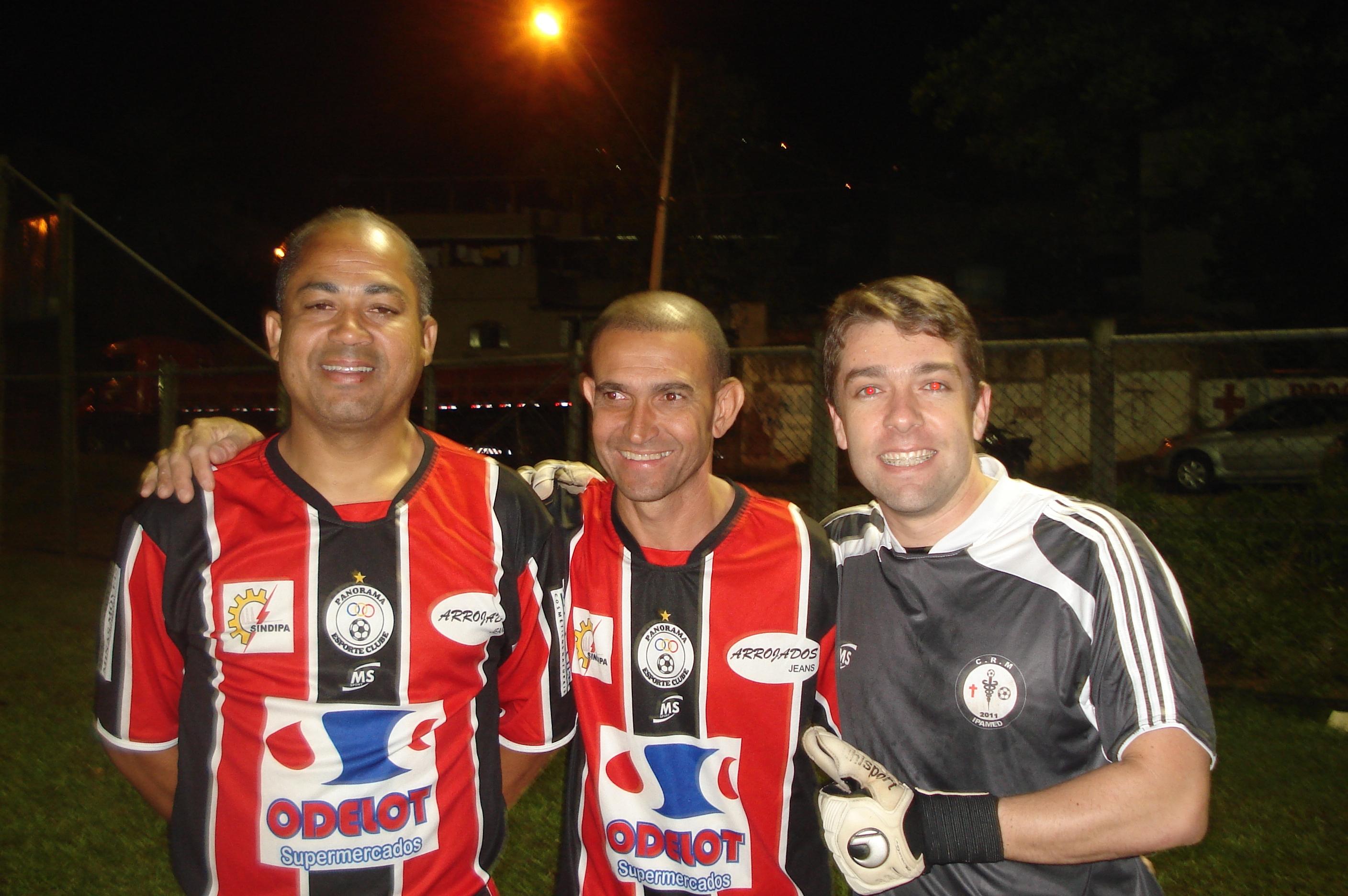 http://www.futebolamadordeminas.com/panorama16122014.jpg